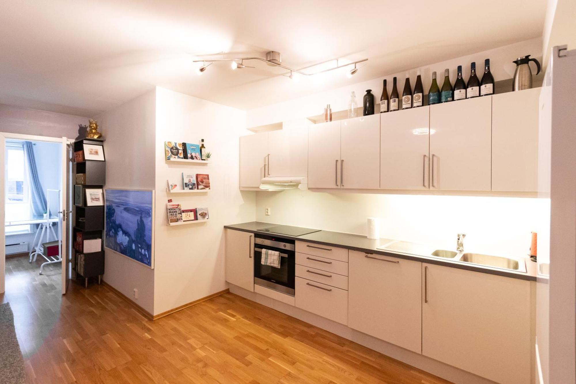 Modern Comfort In The Heart Of Берген Екстериор снимка